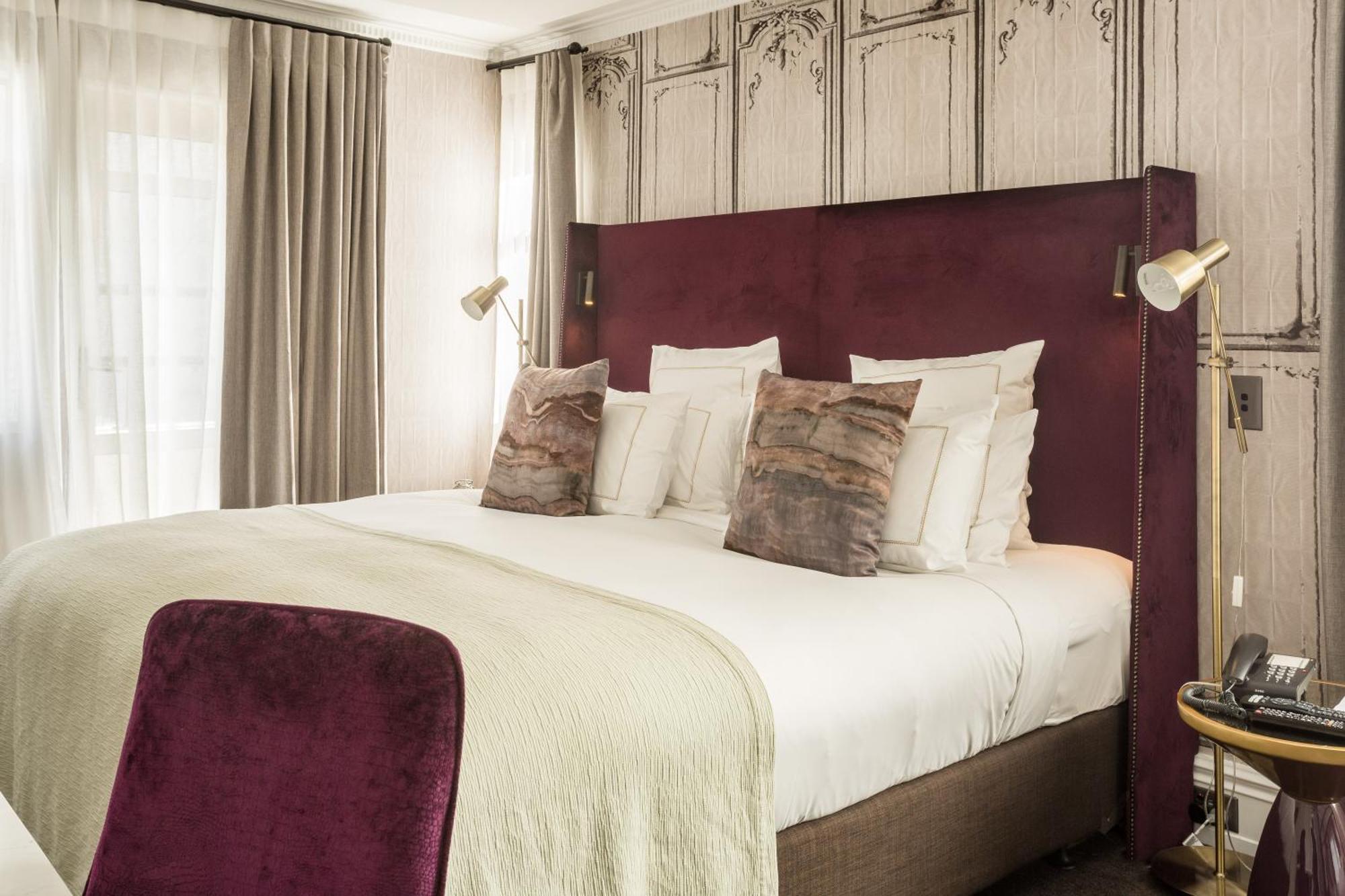 Junior Suite One King Bed