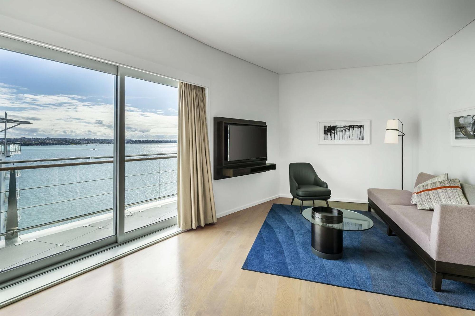 King Suite Balcony,1547988187:JPEG
