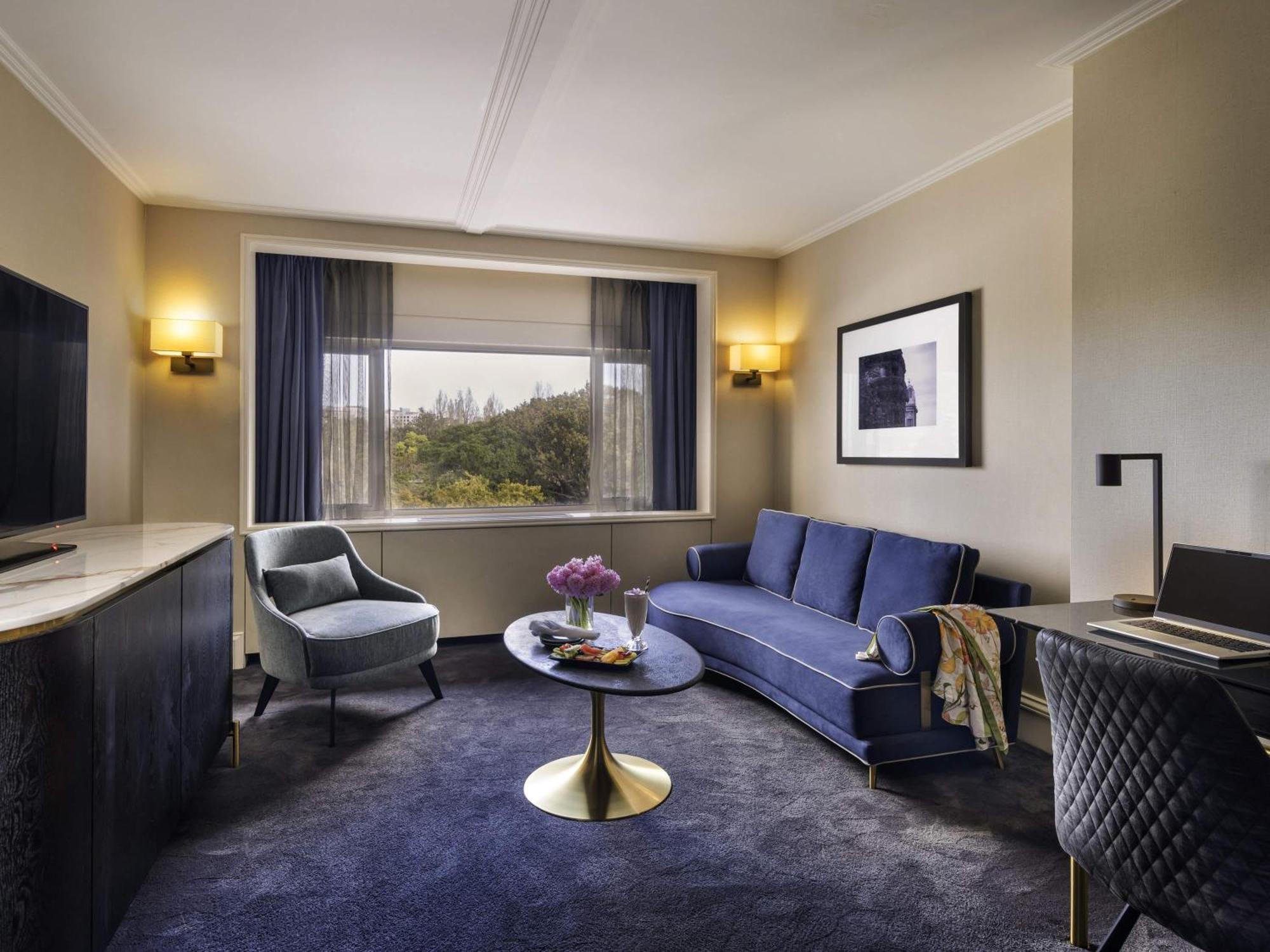 Deluxe Queen Suite,1771737449:JPEG