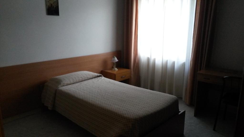 Three-Bedroom Penthouse Apartment,223435547:JPEG